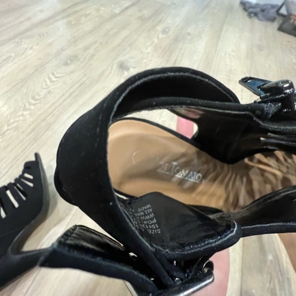 Hot Tomato Black Cage Cone Heel Sandals - Picture 14 of 16